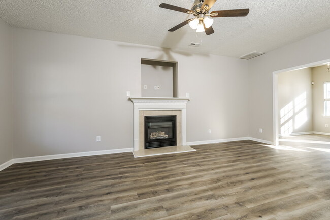 Photo - 6920 Spanglers Spring Way