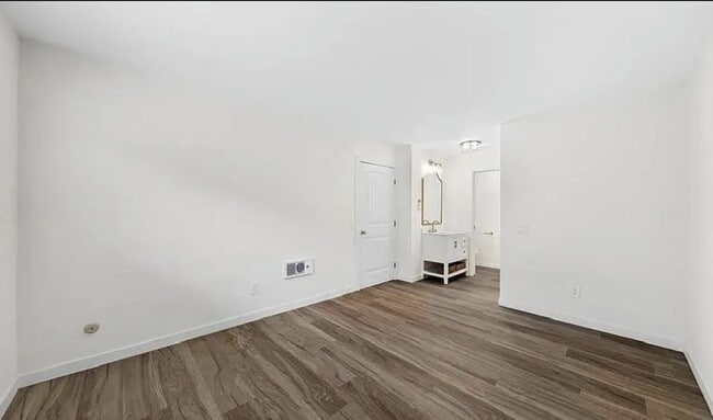 Photo - 3825 Van Dyke Ave Unit 3
