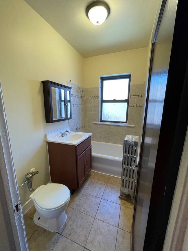 Photo - 7954 S Drexel Ave