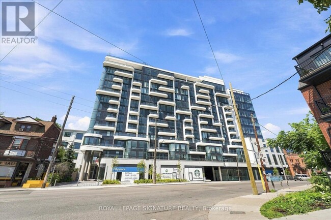 Photo - 322 Dupont St Unit 1004