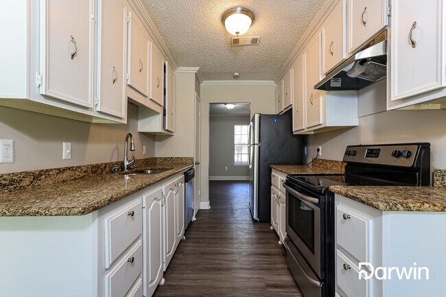 Photo - 721 Green Forest Rd