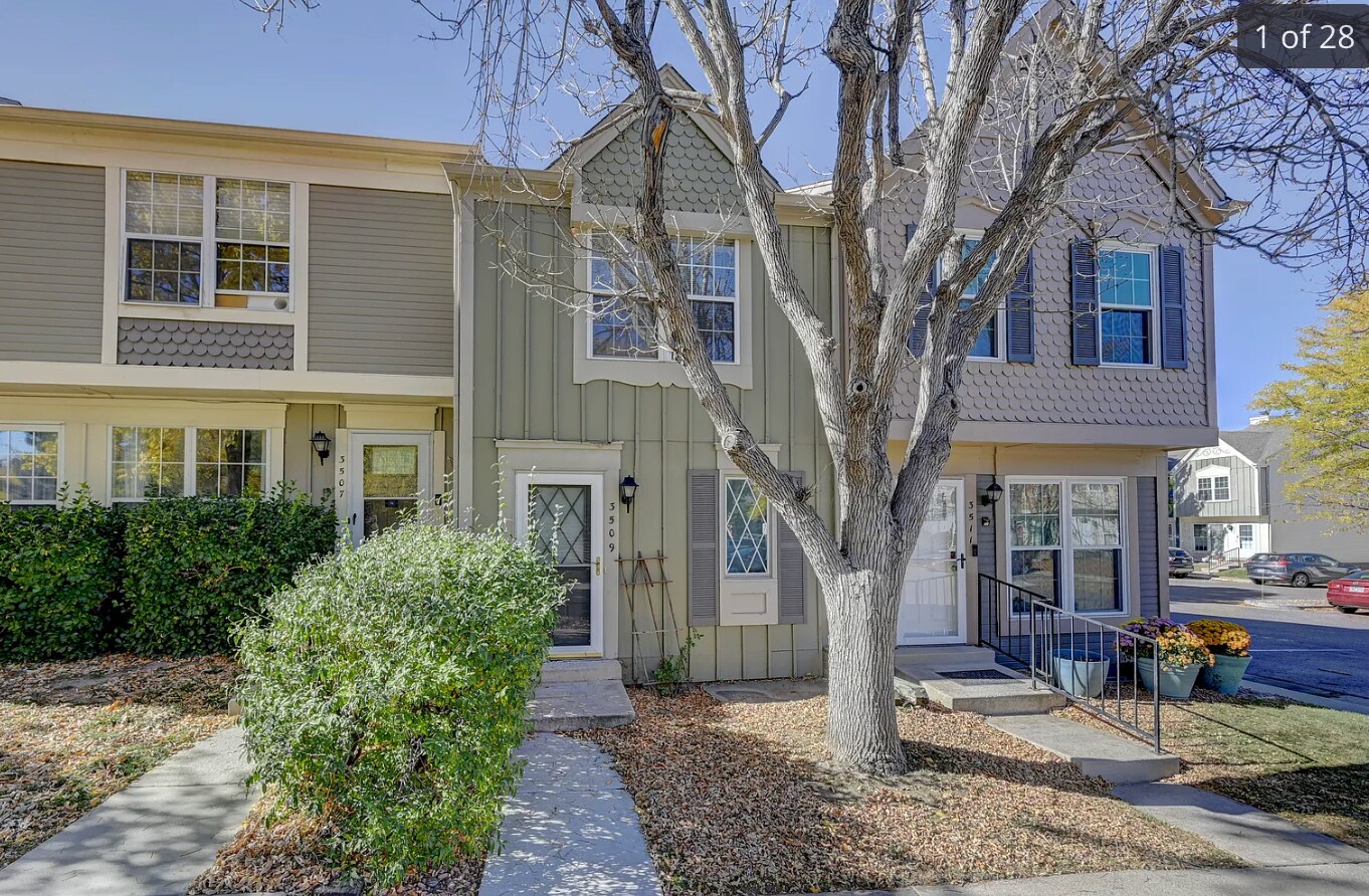 Photo - 3509 Queen Anne Way