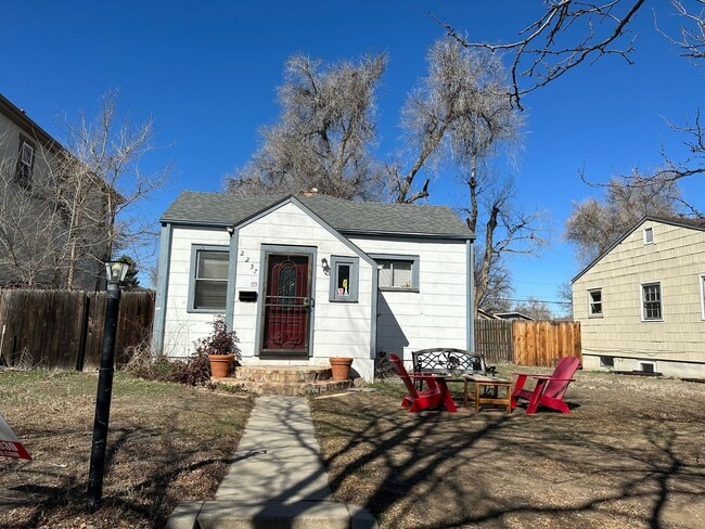 Building Photo - DU HOUSE FOR RENT