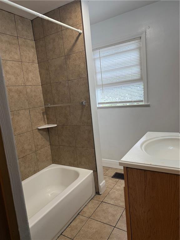 Photo - 2828 Waters Rd SW