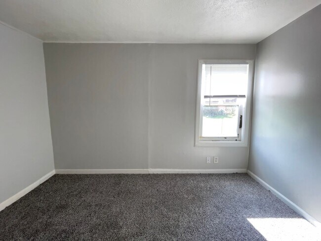 Photo - 1521 E Kirby Ave Unidad 1521 1/2