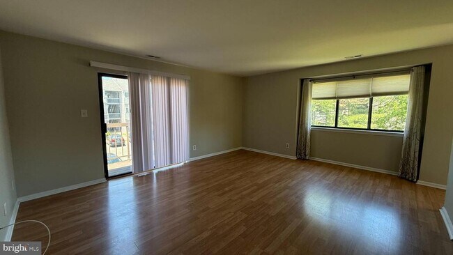 Photo - 504 Britton Pl