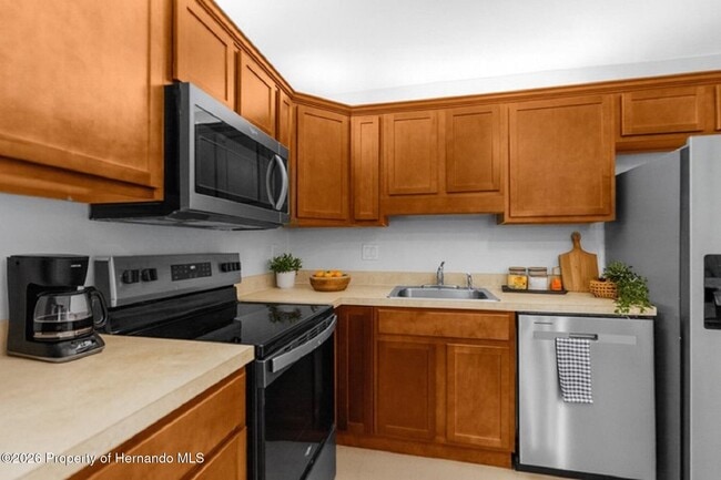 Photo - 5551 Executive Dr