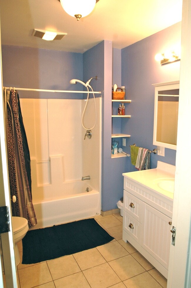 IMG_0785 - 25 Gilman Falls Ave Apartamentos Unidad A