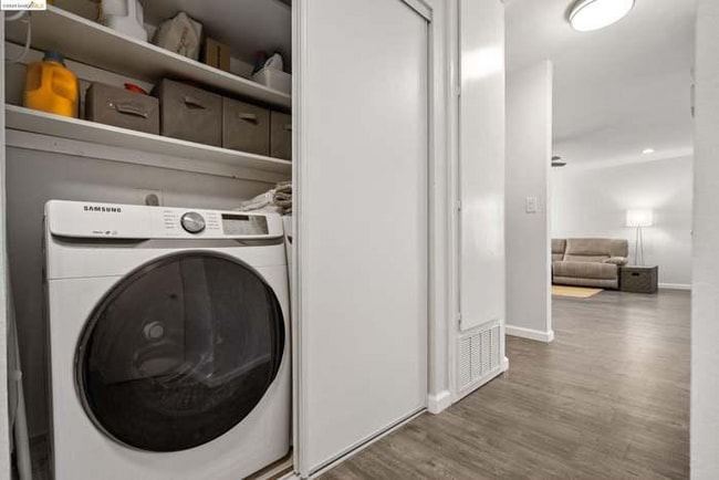 Photo - 38 Asbury Ct