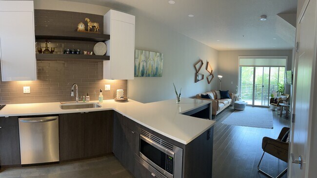 Photo - 2515 SE 29th Ave Unit Modern Condo: Division and 29th