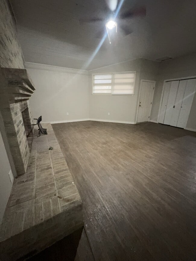 Photo - 5855 Canton Park Dr