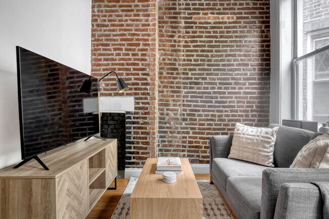 Photo - 221 Mott St Unidad FL3-ID2053