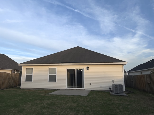 Photo - 21 Laurel Ln