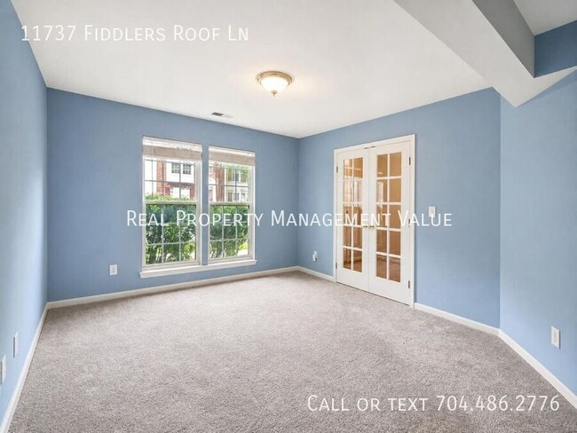 Photo - 11737 Fiddlers Roof Ln