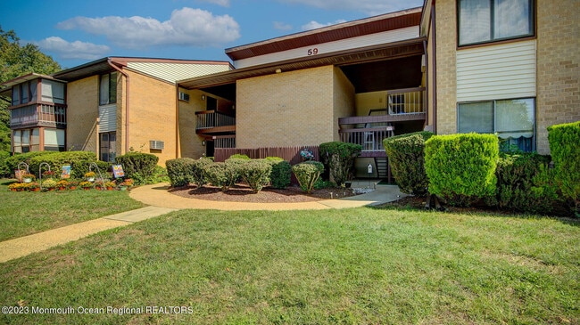 Building Photo - 59 Amberly Dr