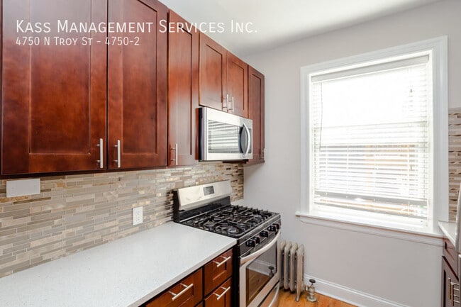 Photo - 4750 N Troy St Unit 4750-2