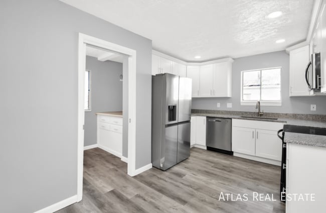 Photo - 725 2nd St Unit 1