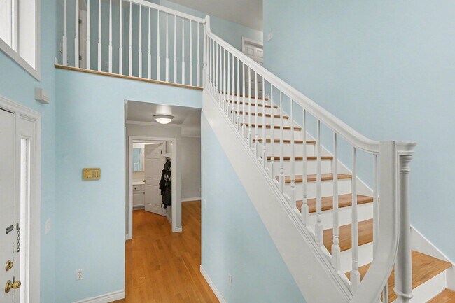 Photo - 481 Village Oaks Ct