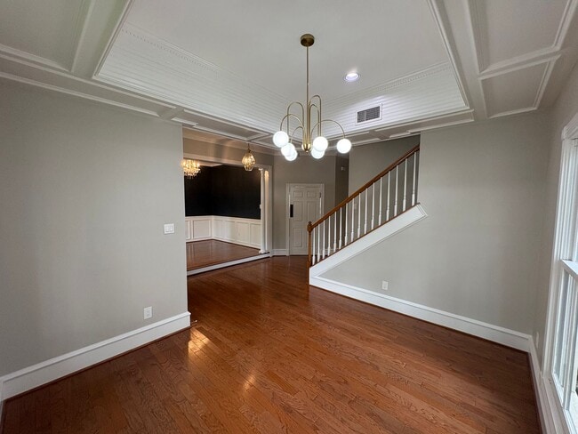 Photo - Gorgeous home in Rosedale - Available now!