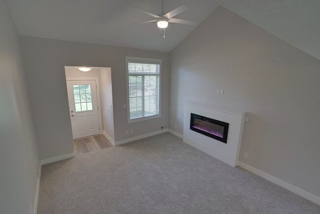 Photo - BEAUTIFUL End Townhome with Green Space!