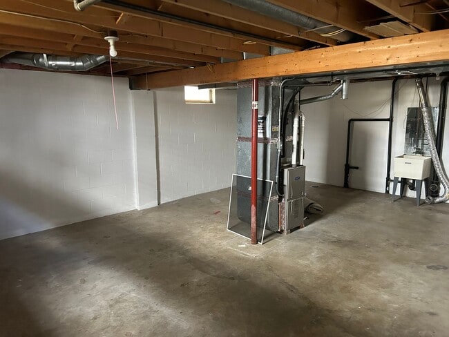 Photo - 3 bedroom 1 bath house for rent