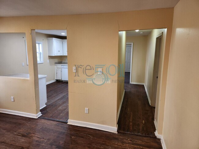 Photo - Great Family Home!  4BR 2 BA