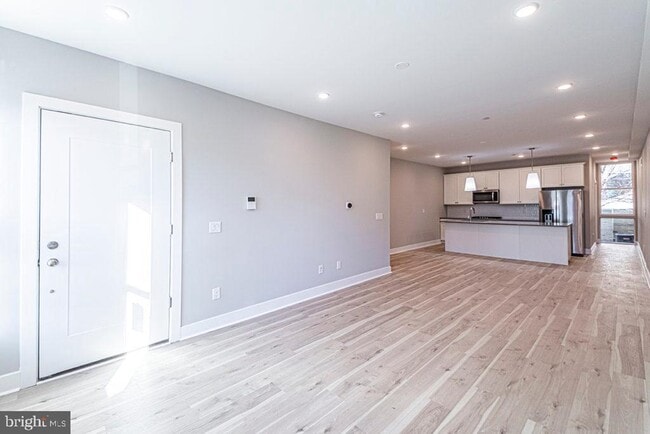 Photo - 713 S 51st St Apartment Unit 1