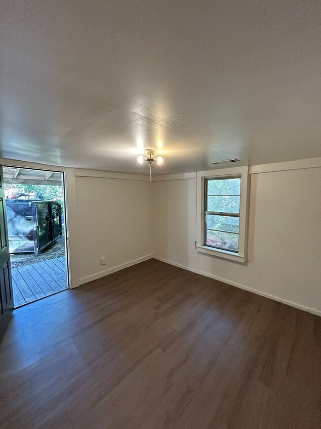 Photo - 1,000.00 MOVE-IN-SPECIAL