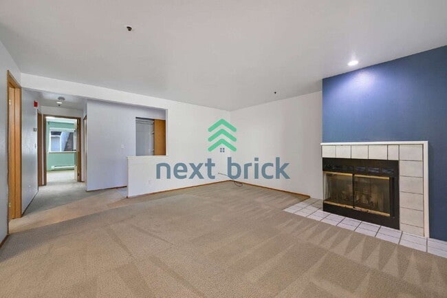 Photo - 2 Bedroom, 2 Bathroom Condominium Available for Rent Unit # B203