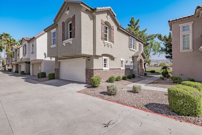 Photo - Newly updated townhouse with 2 car garage!