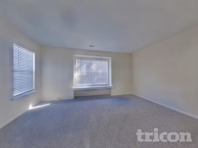 Photo - 4192 Bluebird Dr