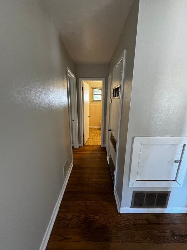 Photo - 3 bedroom, 1 bath