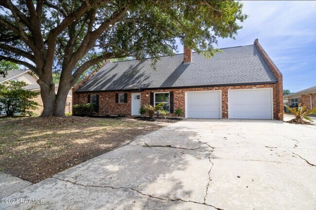 Photo - 113 Orgeron Dr