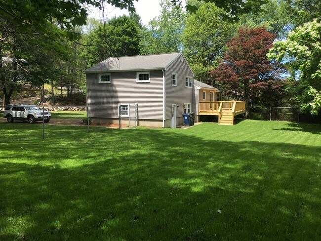 349 Stow Rd