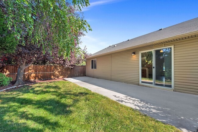 Photo - Single Family Home for Rent!
