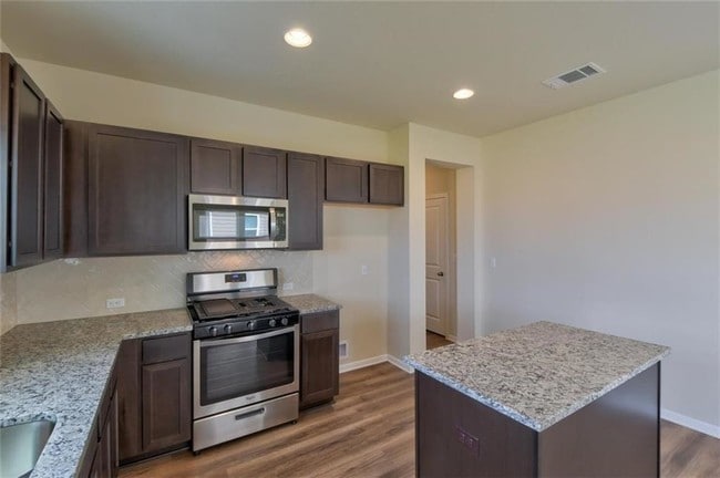 Photo - 10324 Bankhead Dr