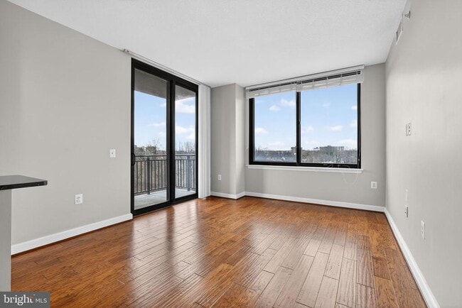 Photo - 2451 Midtown Ave Unit 603