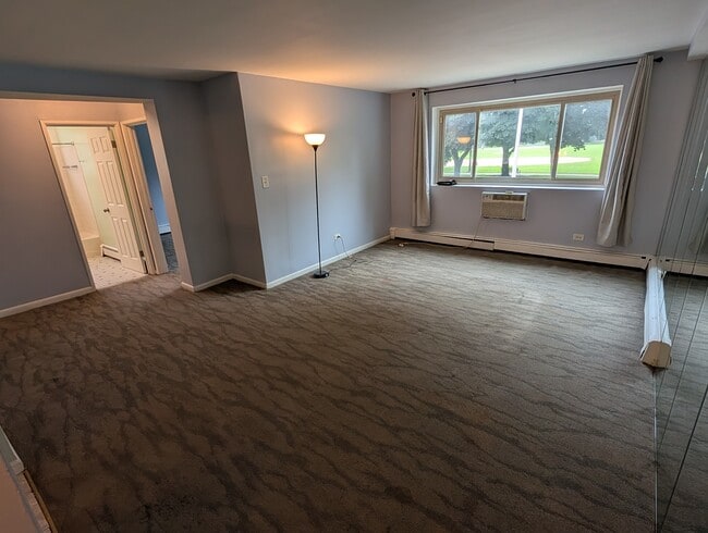 Photo - 4939 S Dorchester Ave