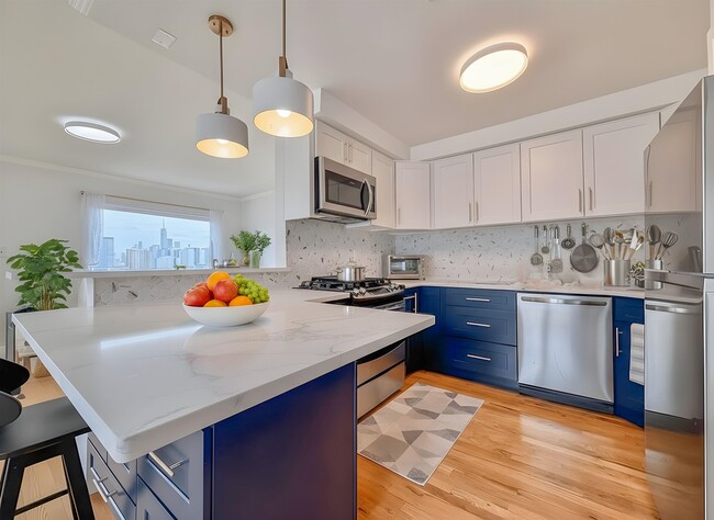 Photo - 126 OGDEN Ave Unidad 3