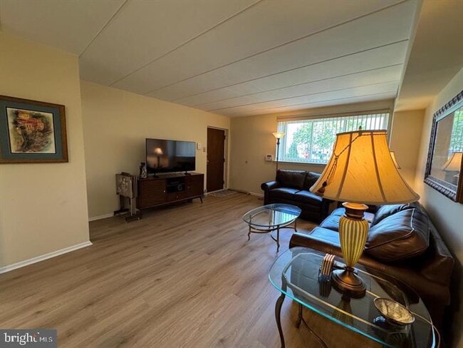 Photo - 10201 Bustleton Ave