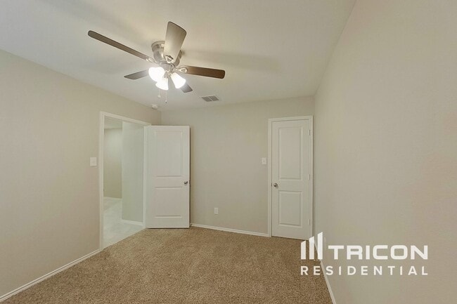 Photo - 1720 Clairborne Ct