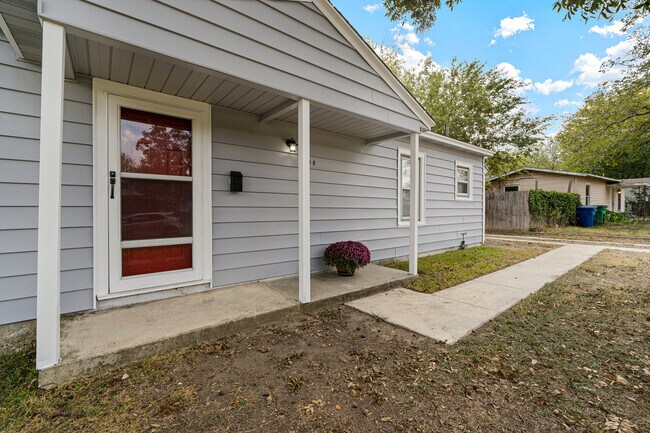 Photo - 3938 S Walters