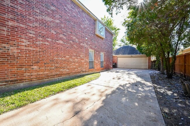 Photo - 9731 New Kent Dr