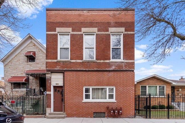 Photo - 3611 S Wood St Apartment Unit 1