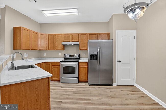 Photo - 4011 Estevez Ct