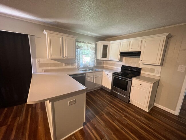 Photo - 890 Bedrock Dr