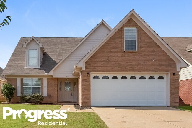 Photo - 1110 Greenwich Dr House
