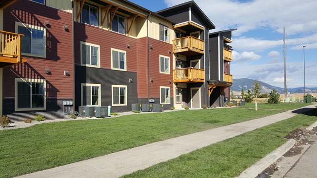 Stoneridge Apartments (Income Based) - Stoneridge Apartments (Income Based)