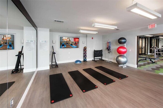 Photo - 1490 Ernest W Barrett Pkwy NW Unit 423