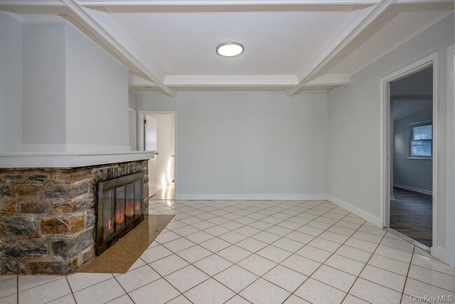 Photo - 120 S Broadway Unidad 1